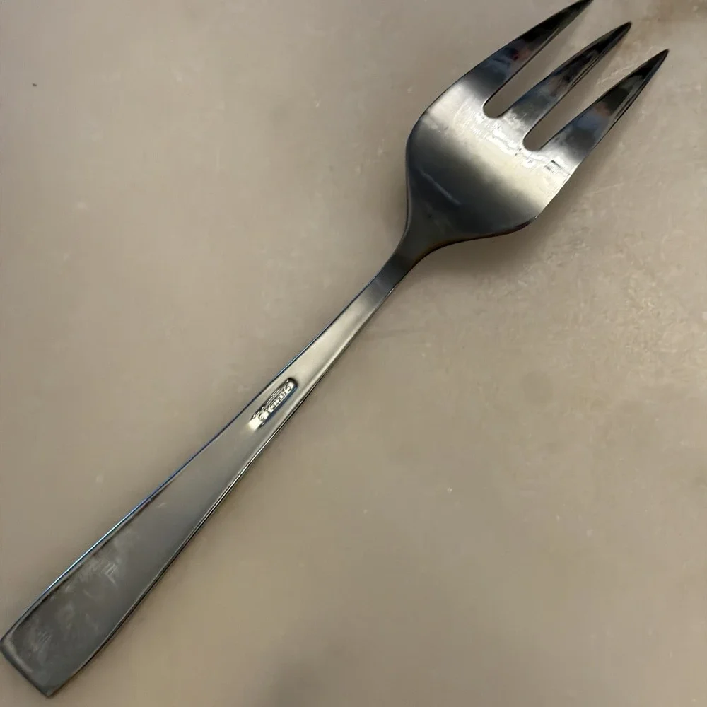Oneida Stainless Steel 